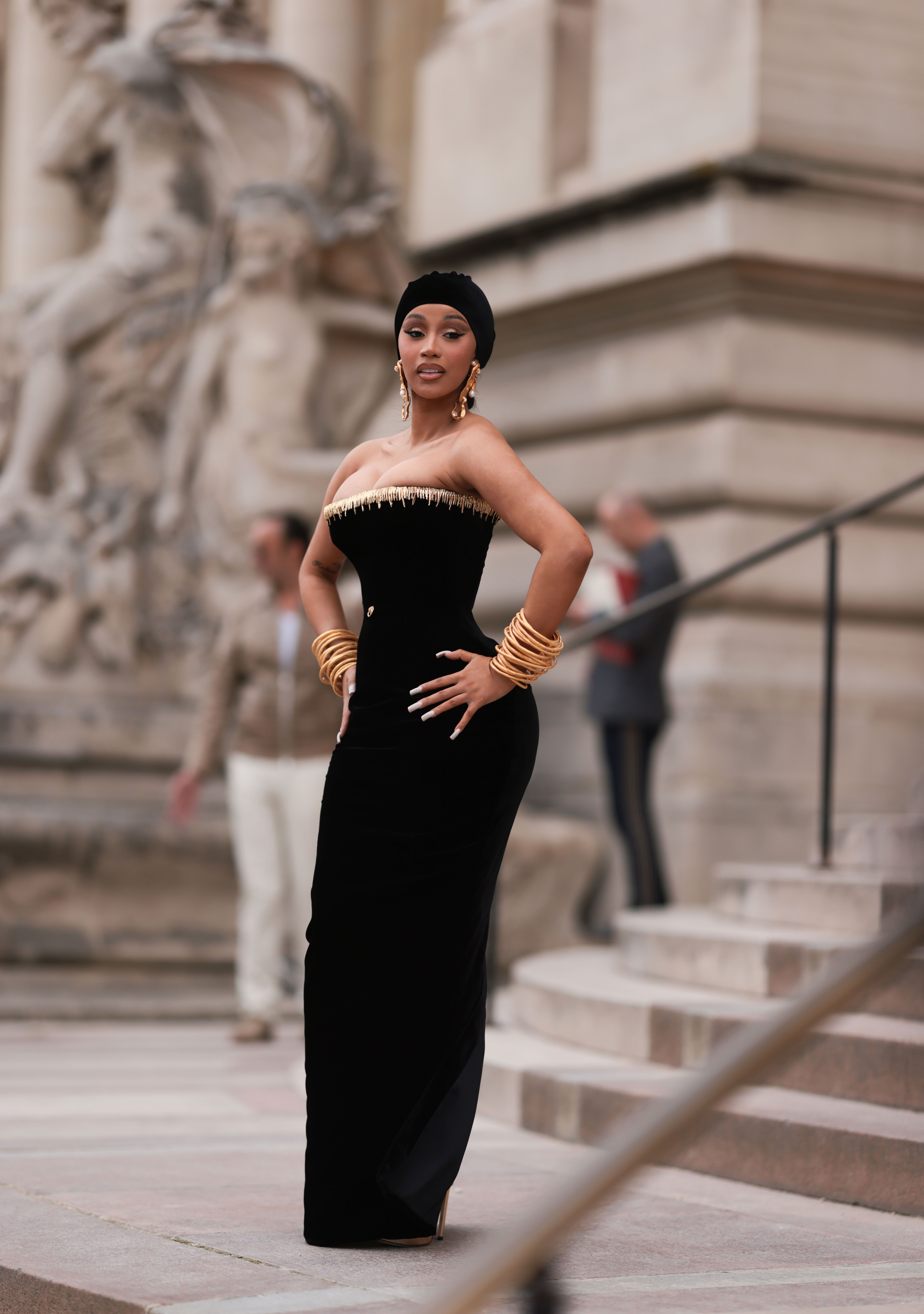 Rapper Cardi B Wins Paris Fashion Week – WWD