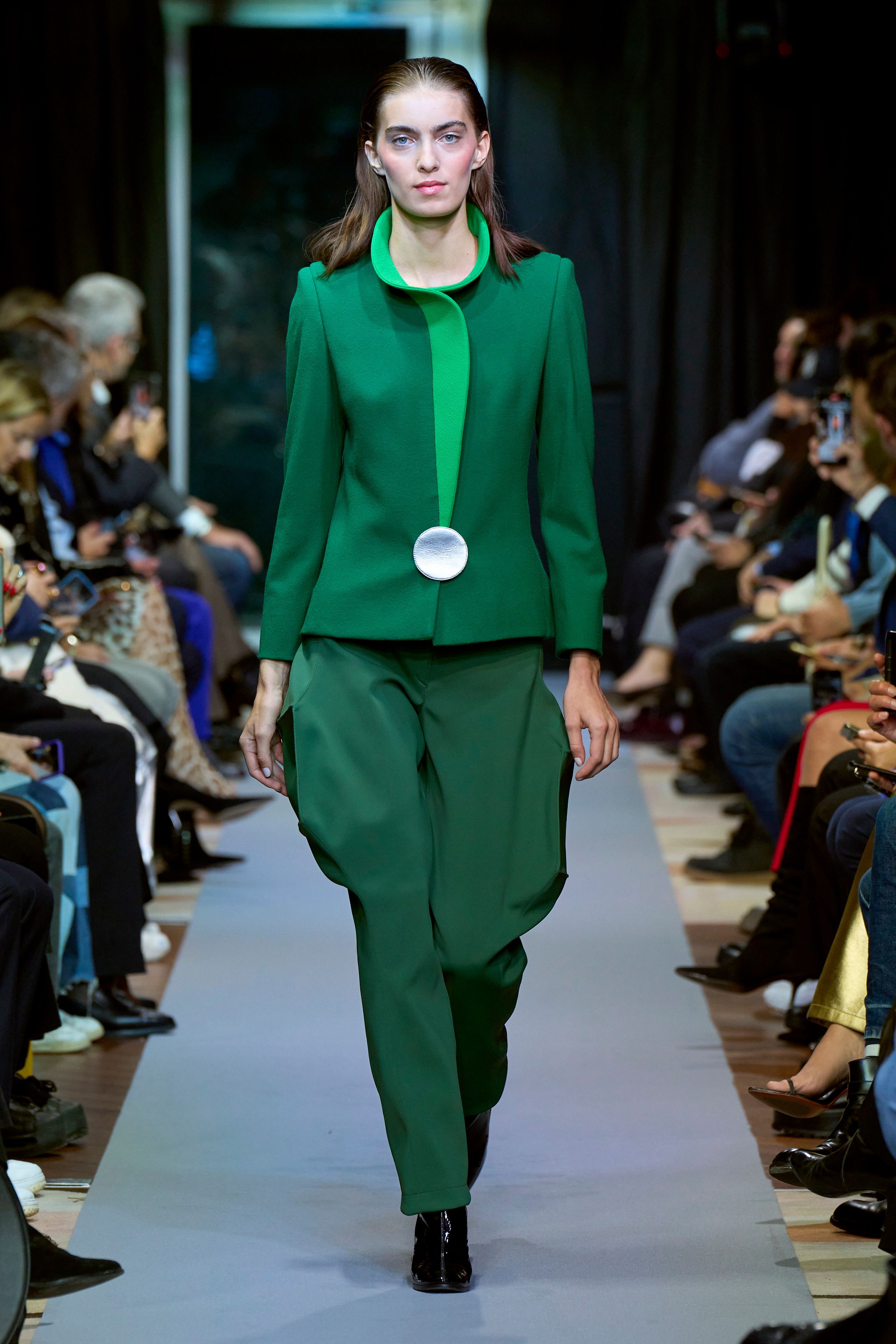 ピエール・カルダン(PIERRE CARDIN)」2025春夏コレクション ピエール・カルダン(PIERRE CARDIN)」2025春夏コレクション