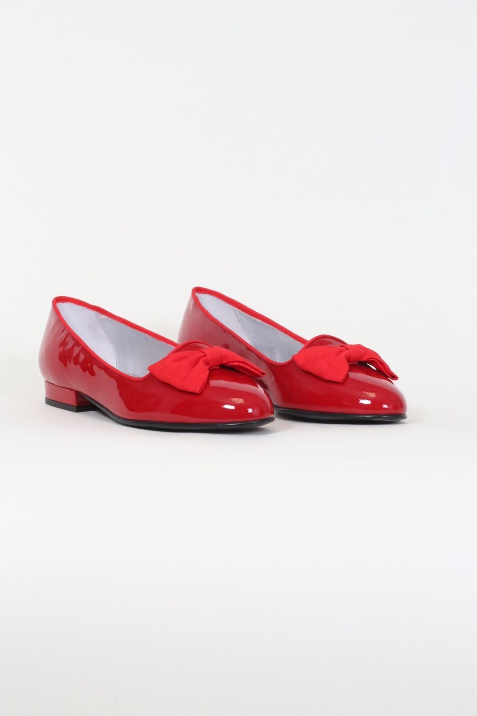 Footwear, Red, Shoe, Ballet flat, Sandal, High heels, 
