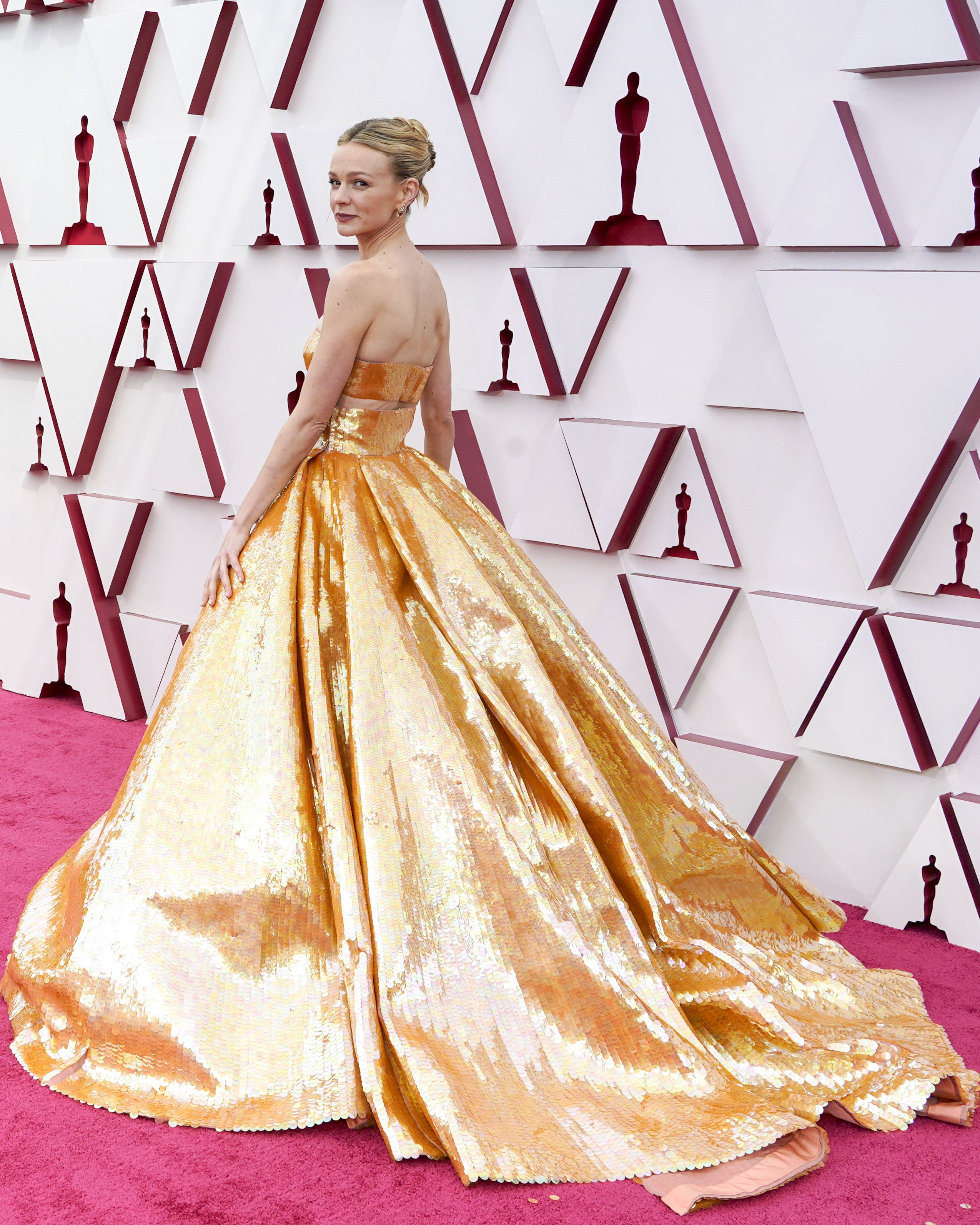 Celebrity Oscar Gowns