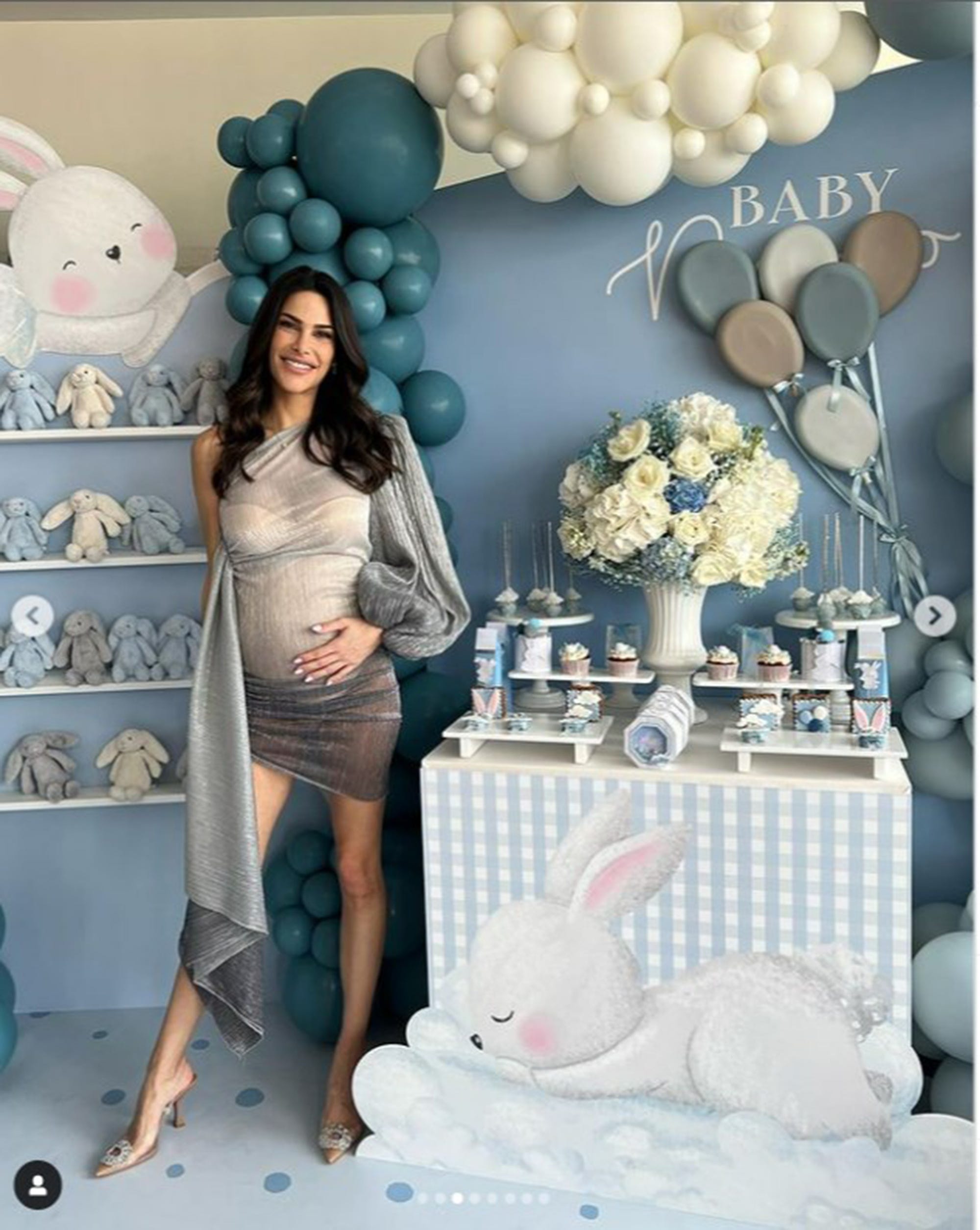 carla barber en la baby shower de su hijo bosco tras dar a luz