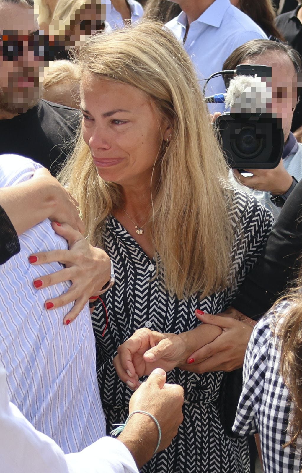cari lapique, carla goyanes y caritina goyanes