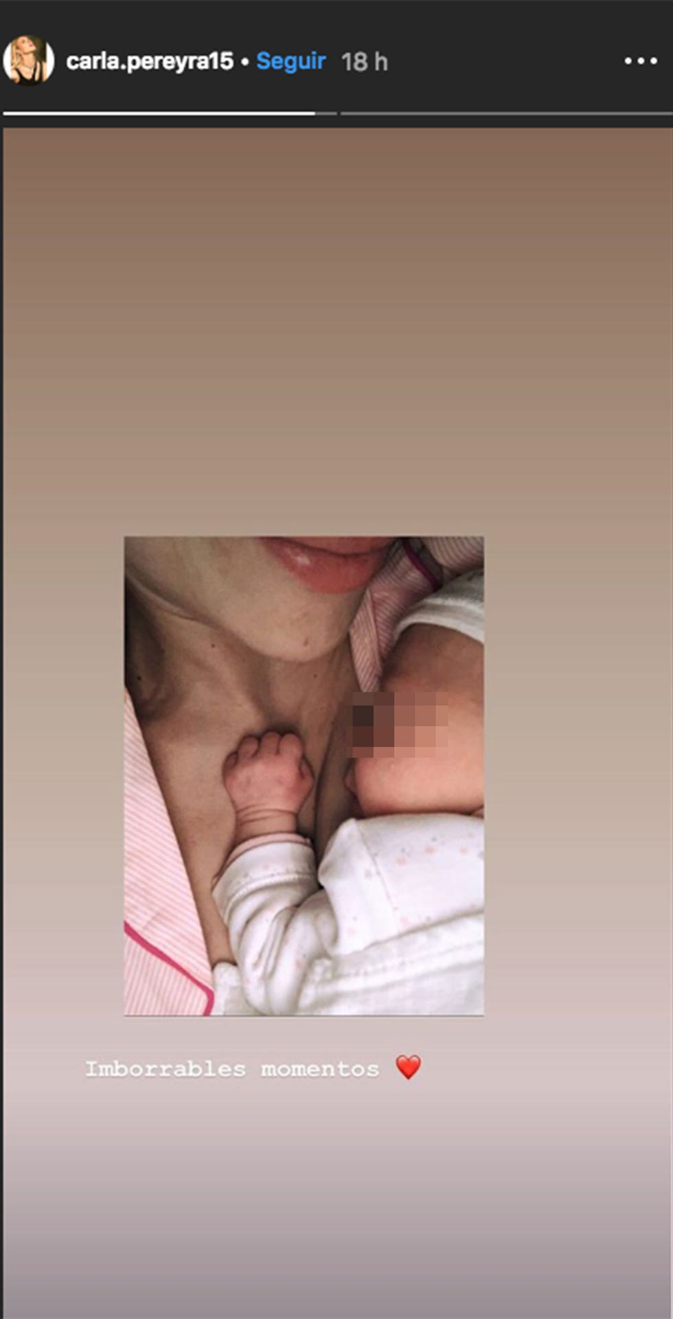 Carla Pereyra abandona el hospital con su hija Valentina