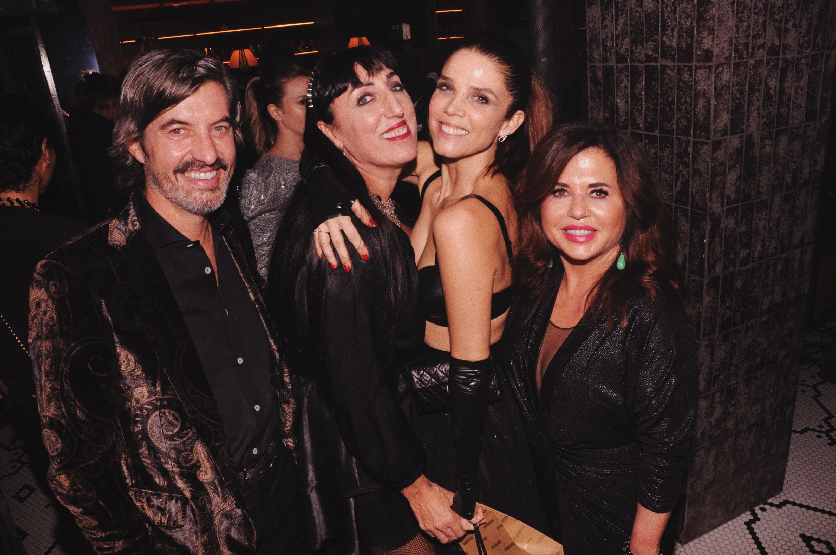 Event, Fashion, Nightclub, Fun, Party, Photography, Formal wear, Smile, Flash photography, Night, 