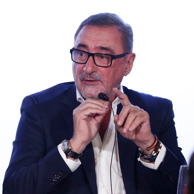 el periodista carlos herrera