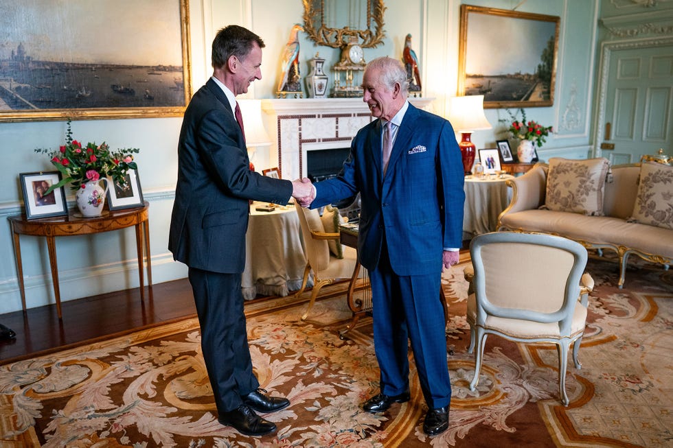 el rey carlos iii retoma su agenda oficial con una reunion con jeremy hunt