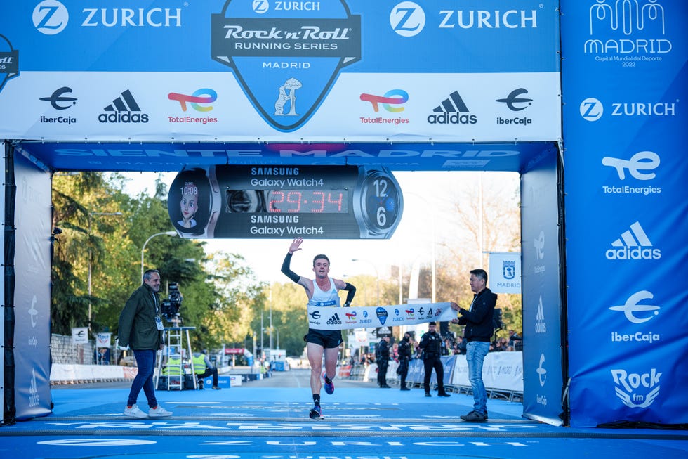 las mejores imágenes del maratón de madrid 2022