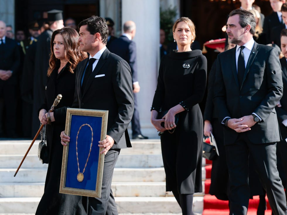 ana maría de grecia, funeral constantino