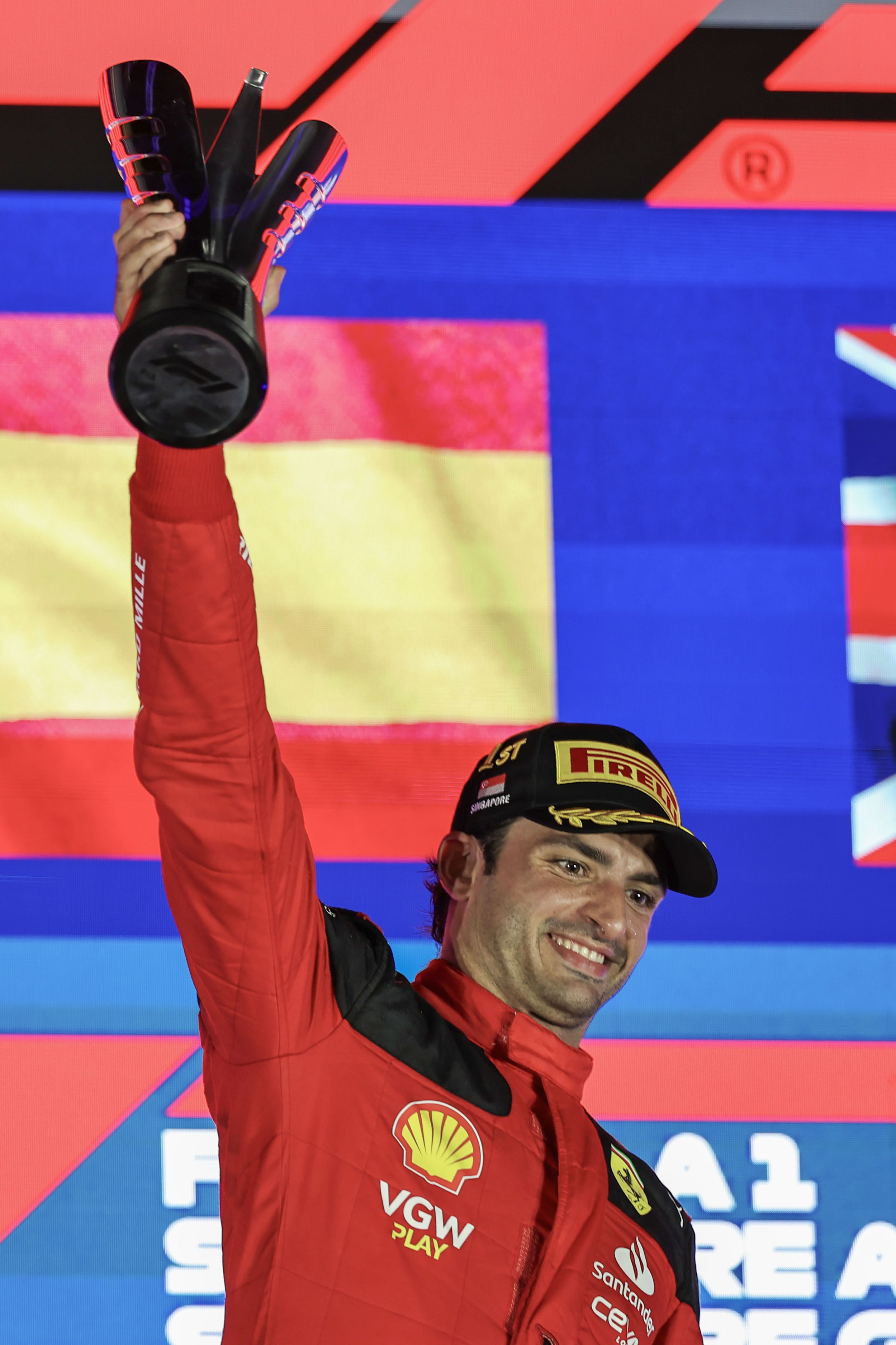 Spain's Carlos Sainz Clinches Superb Pole Position For Ferrari In Singapore  Grand Prix « Euro Weekly News