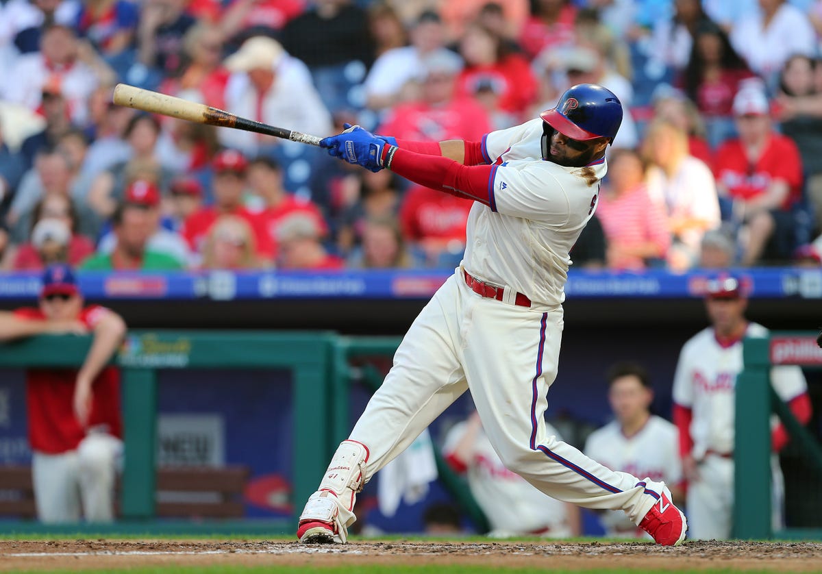 Phillies slugger broke TV with bat after teammates played Fortnite