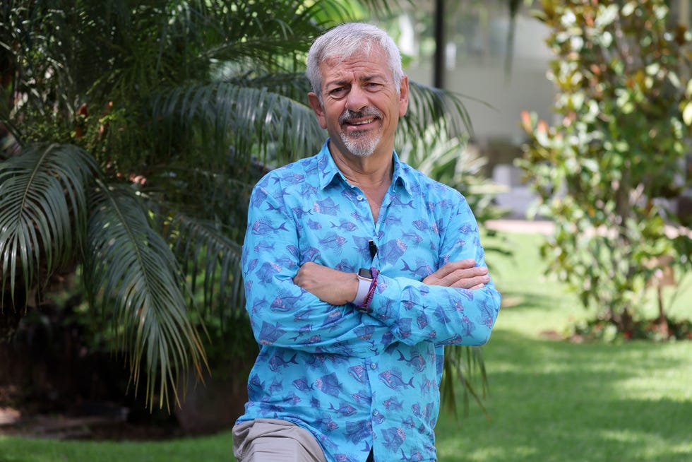 carlos sobera en marbella posa para diez minutos