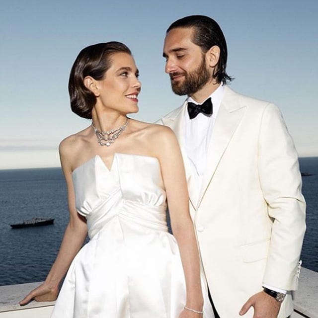 Carlota Casiraghi, Grace Kelly, Carlota Casiraghi y Dimitri Rassam, Carlota Casiraghi looks, Carlota Casiraghi boda vestido, Grace Kelly collar
