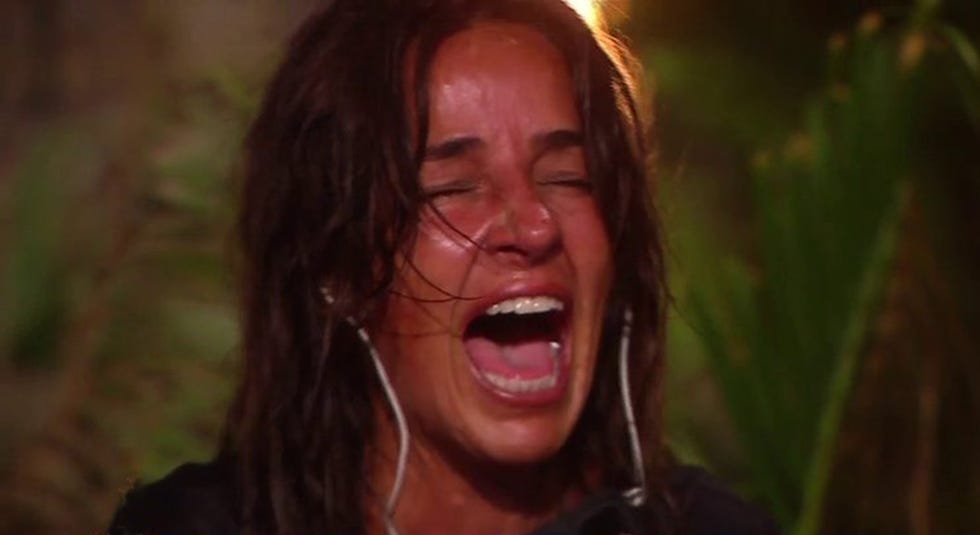 carmen alcayde llora desconsoladamente en 'supervivientes 2025'
