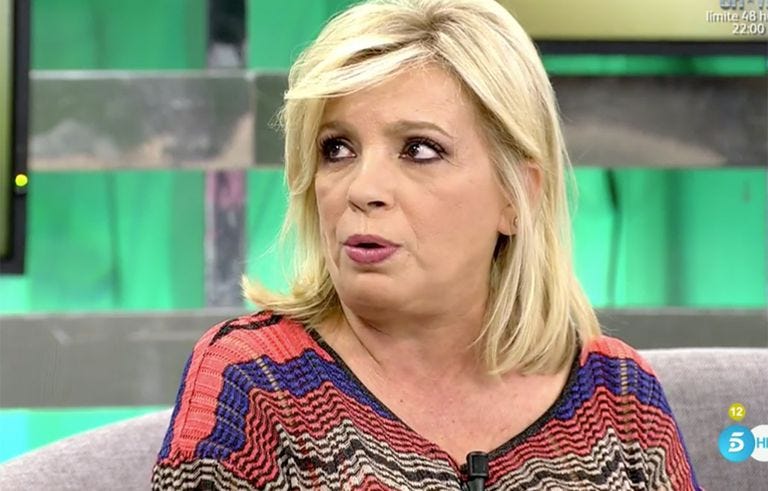 Carmen Borrego cuenta cómo se encuentra su hermana, Terelu Campos, tras la doble mastectomía a la que se sometió el pasado 6 de octubre. Además, revela el motivo por el que Edmundo 'Bigote' Arrocet, no ha ido a verla al hospital.