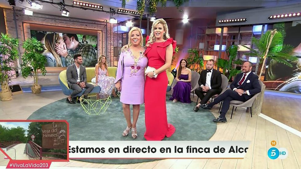 Belén Esteban, Belén Ro, Carmen Borrego, Rafa Mora, Ylenia, colaboradores Sálvame, looks invitados boda Belén Esteban, Los looks de las colaboradoras de 'Sálvame' para la boda de Belén Esteban, Ylenia y Carmen Borrego, las primeras invitadas en mostrar su look,  Así se visten las compañeras más famosas de Belén para su gran día