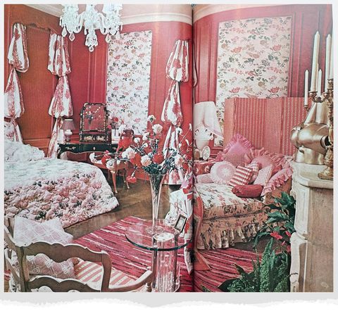 bedroom in pinks and reds