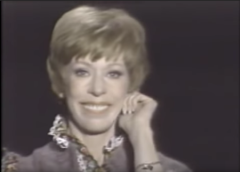 Carol Burnett Ear Pull Why Carol Burnett Tugs Her Ear