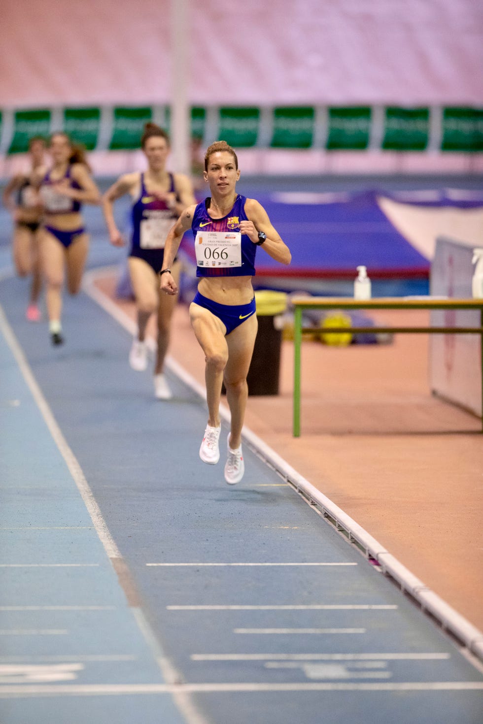 carolina robles vence en el ciudad de valencia 2021
