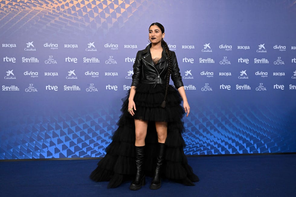 carolina yuste red carpet goya awards