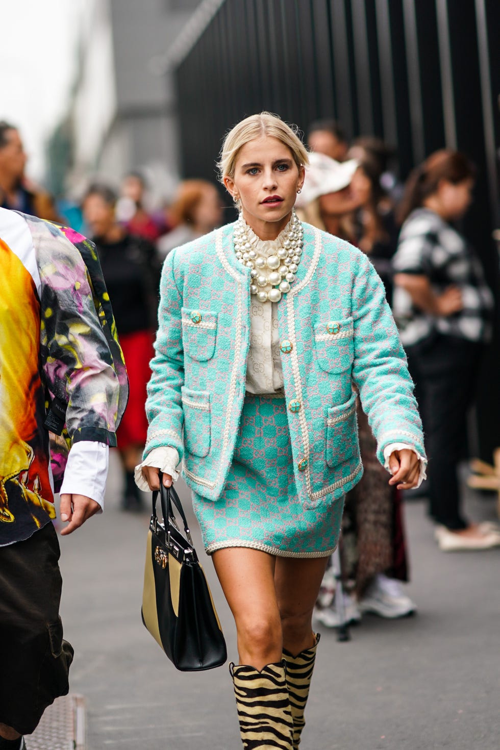 Los collares y pendientes de perlas que están de moda