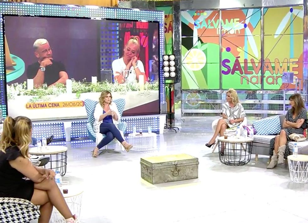 carlota corredera y lydia lozano se emocionan y rompen a llorar  en 'sálvame'