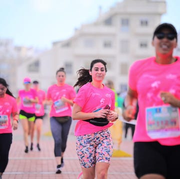 carrera de la mujer