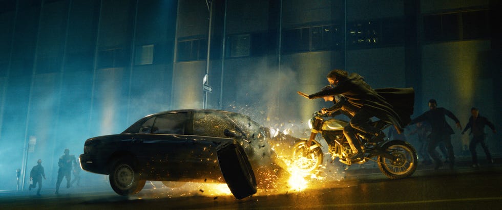 Keanu Reeves, Neo, Carrie-Anne Moss, Trinity, The Matrix Resurrections keanu reeves, neo, carrieanne moss, trinity, the matrix resurrections