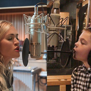 carrie underwood sings with son isaiah