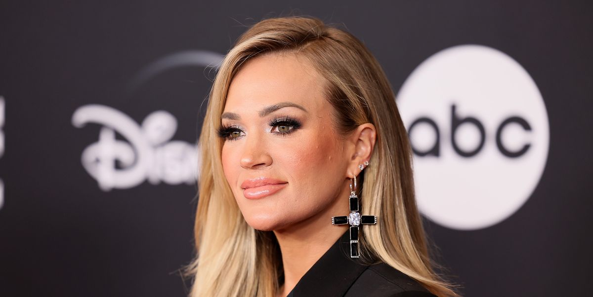 Fans Bombard Carrie Underwood's Instagram After CMA Awards