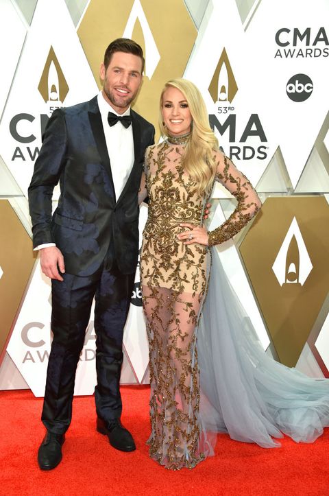 carrie underwood mike fisher cmas