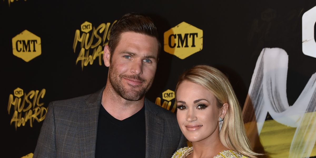 Carrie Underwood trolled by Mike Fisher on Twitter for all-denim look