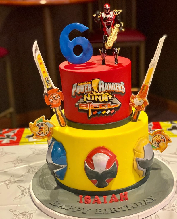 carrie underwood's son isaiah's 6th birthday cake power rangers theme