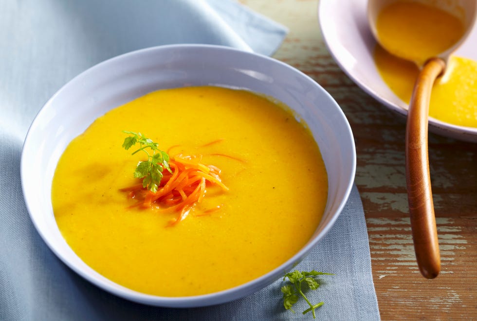 puré de patata y zanahoria en plato