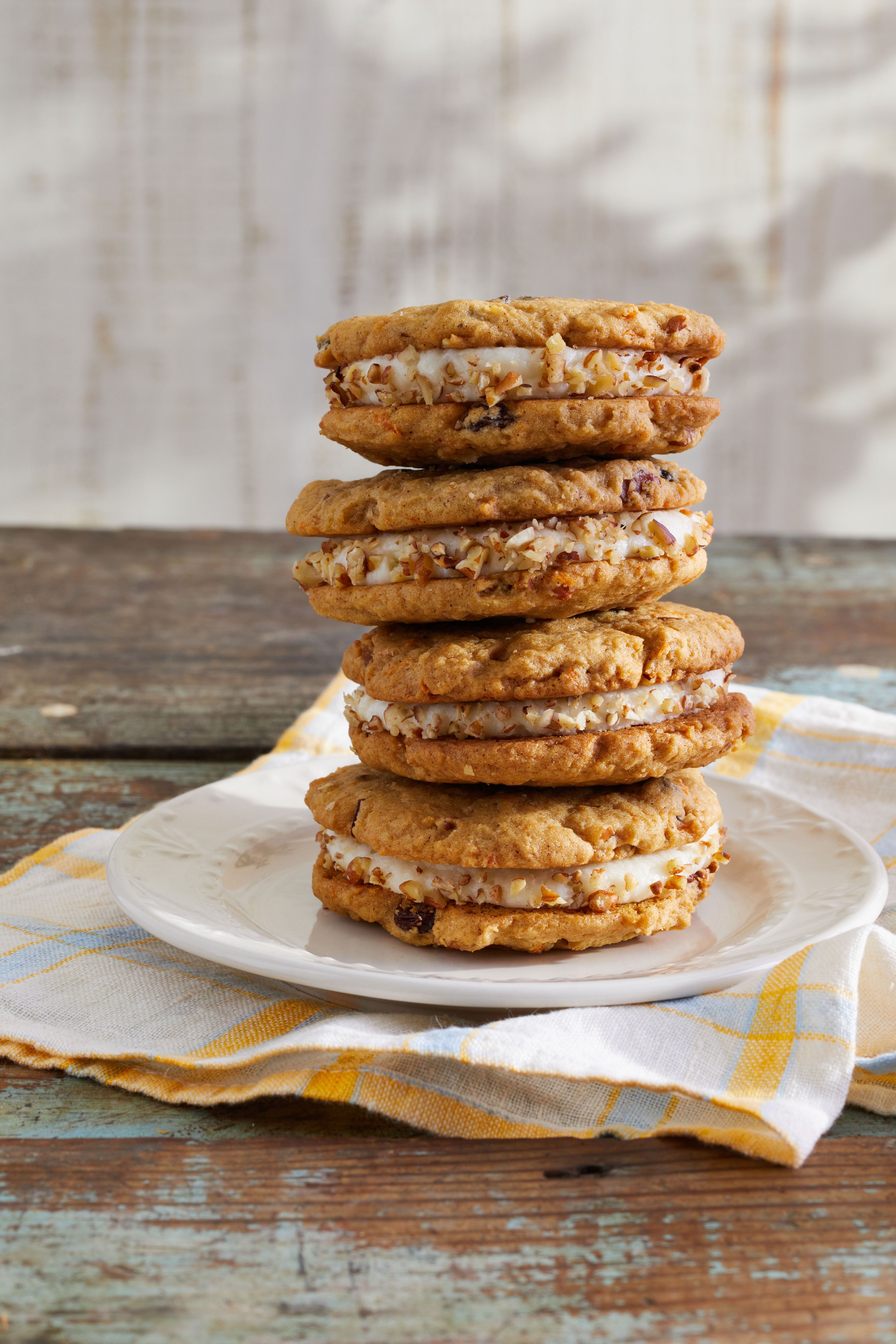 What's Good at Trader Joe's?: Trader Joe's Inside Out Carrot Cake Cookies