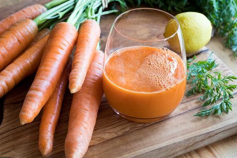 Carrot juice with fresh carrots