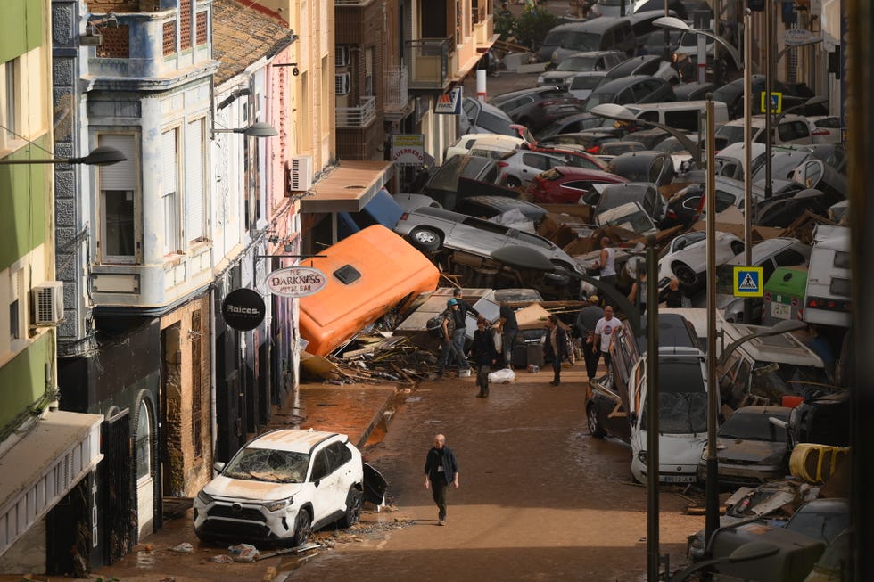 flooding and heavy rain in valencia region of spain