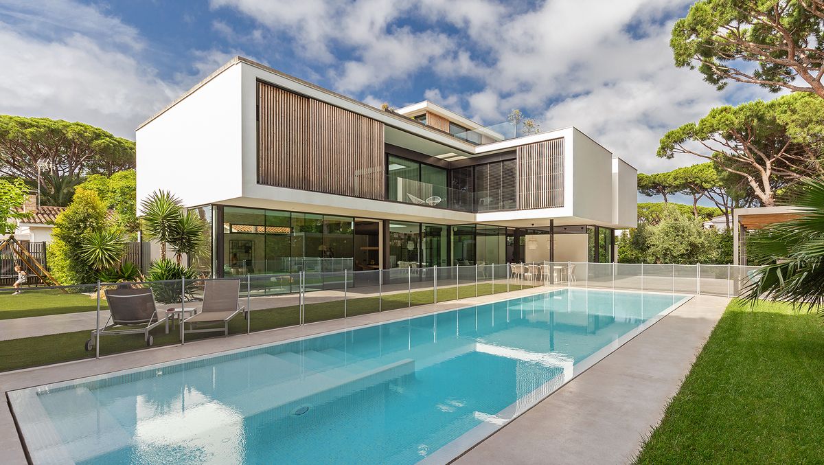 preview for Una espectacular casa unifamiliar con arquitectura contemporánea