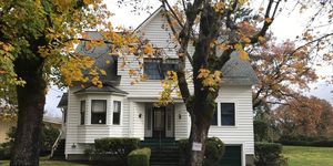 House, Home, Property, Residential area, Leaf, Tree, Building, Real estate, Neighbourhood, Autumn, 
