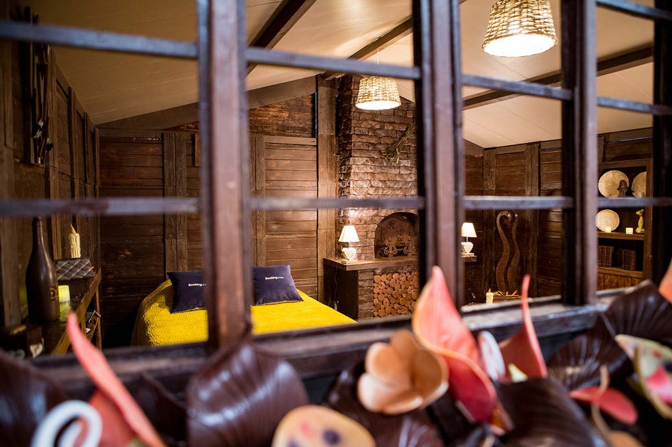 La casa de Chocolate, Booking