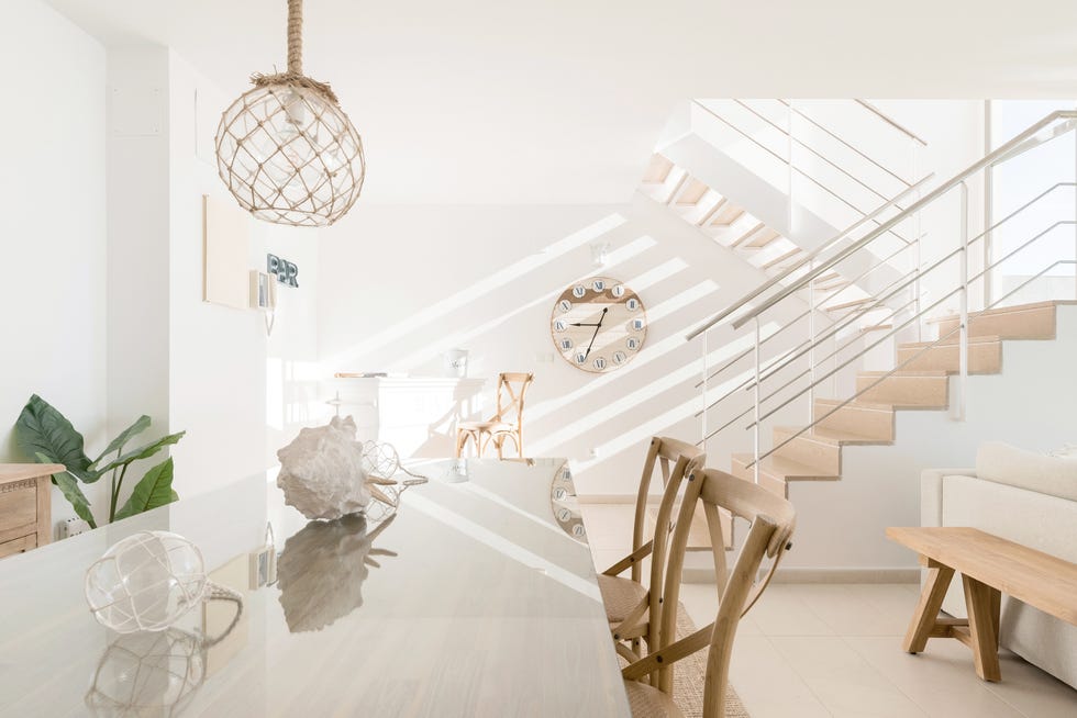 casa con piscina en el faro de cullera disponible en airbnb