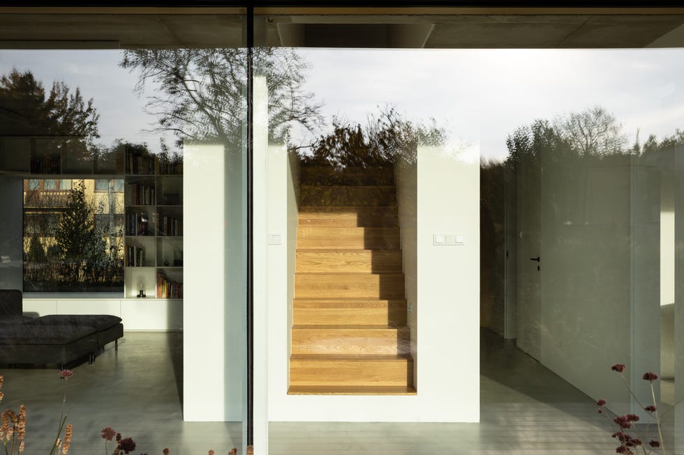escalera de madera de diseño moderno