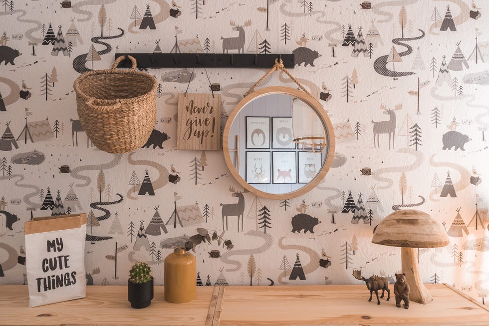 escritorio infantil de madera de estilo rústico