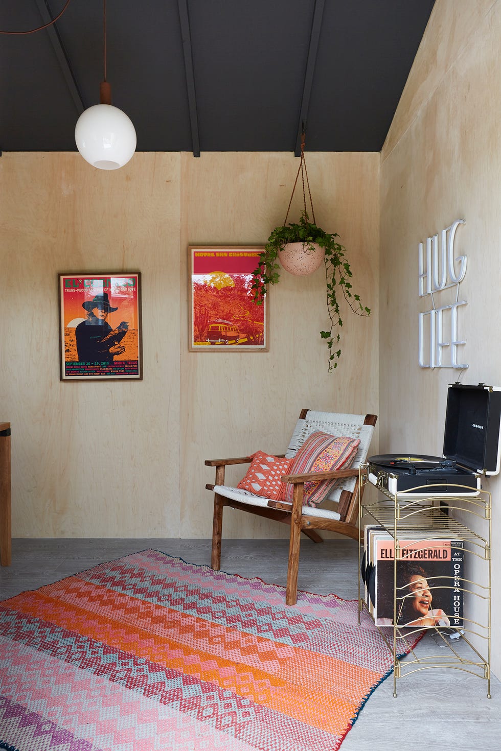 estudio decorado con estilo bohemio