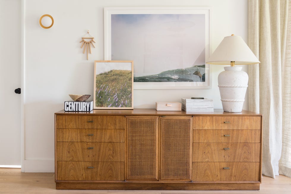 cómoda de madera vintage