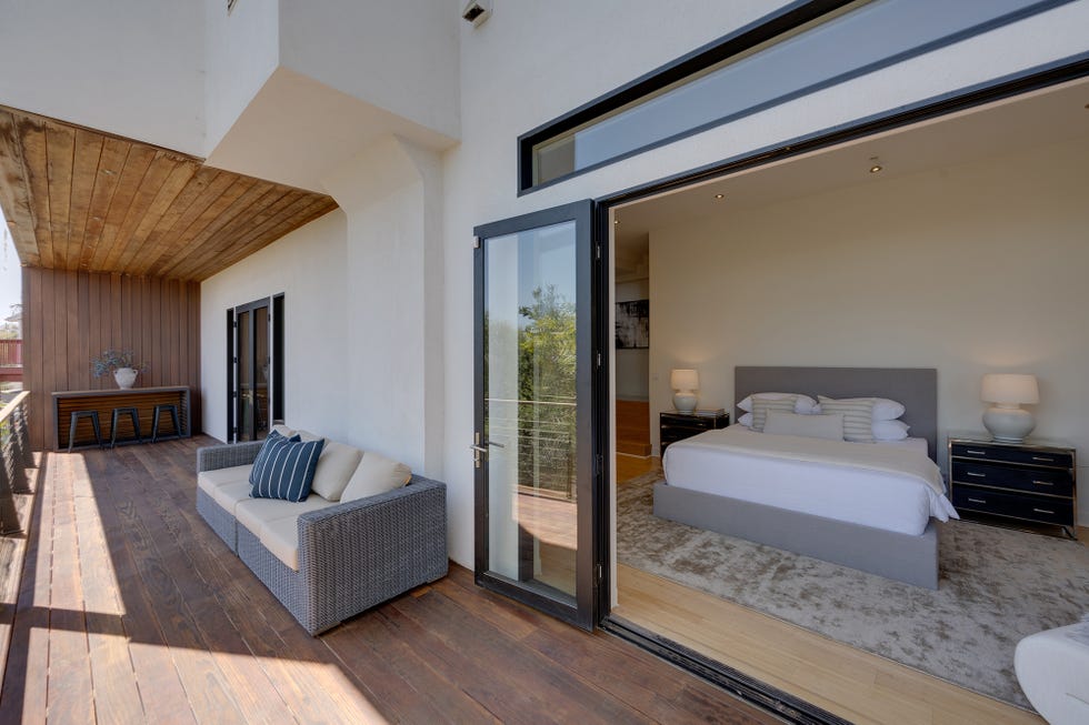 dormitorio suite con acceso a la terraza
