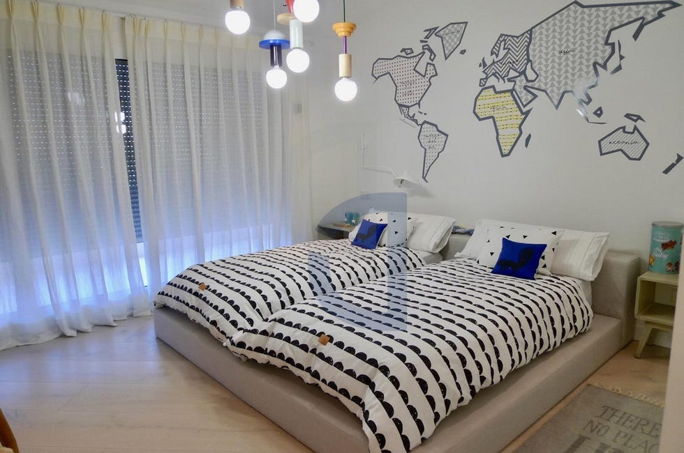 chalet familiar de iker casillas y sara carbonero madrid habitación infantil