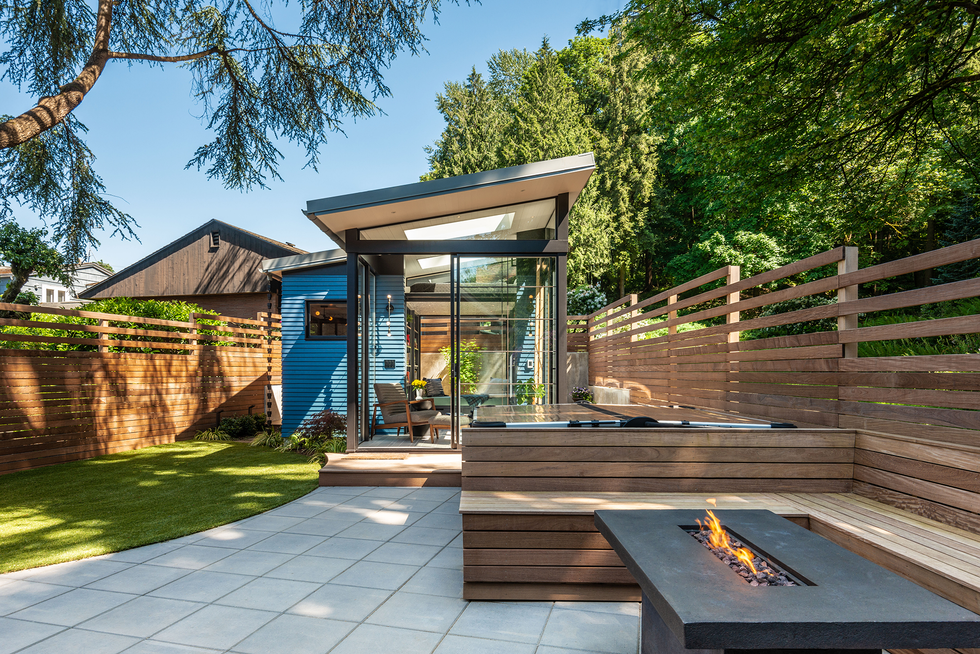 Casa modular en el jardín