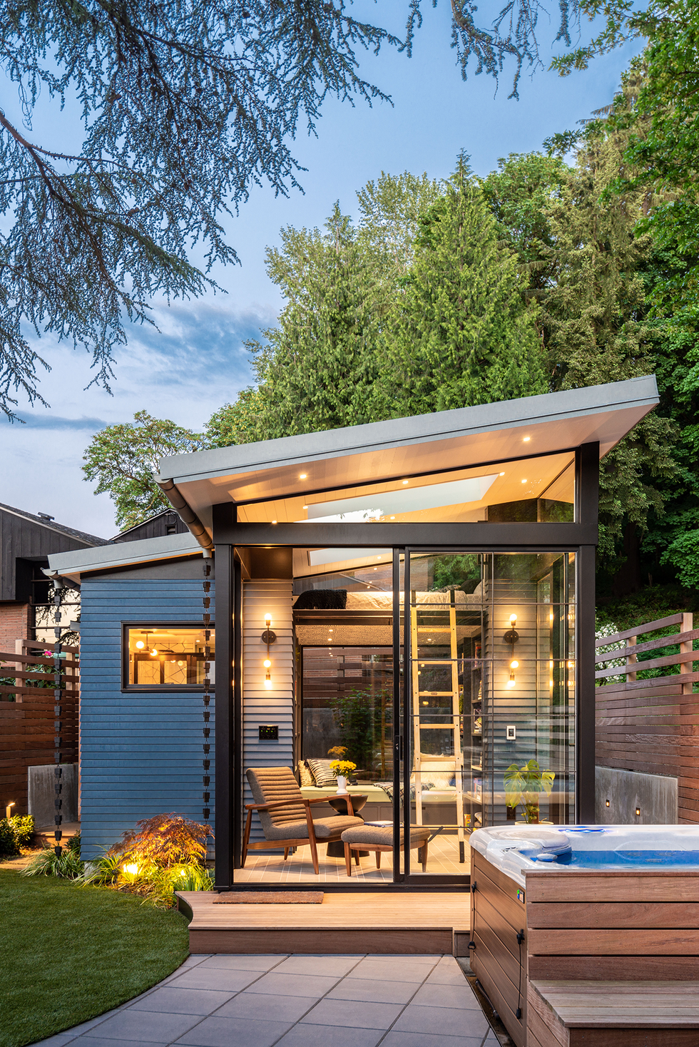 Casa modular en el jardín