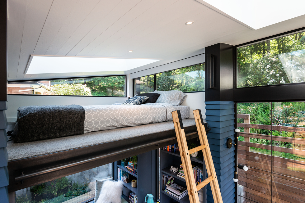 Casa modular en el jardín