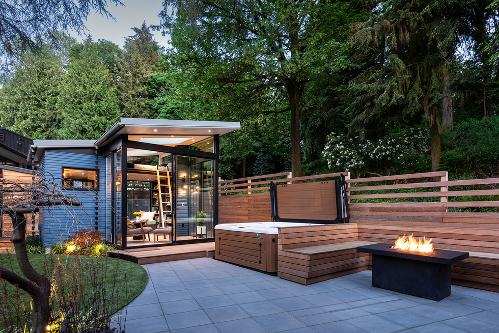 Casa modular en el jardín
